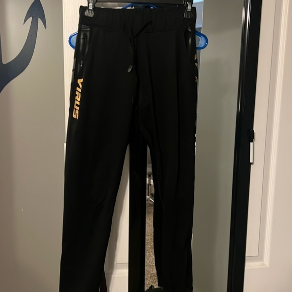 Icon x 2 virus joggers - Picture 1 of 3